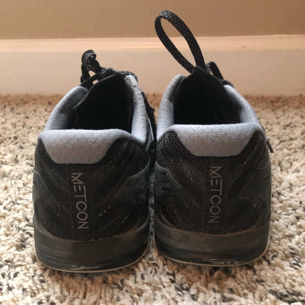 Nike Metcons - Picture 2 of 3